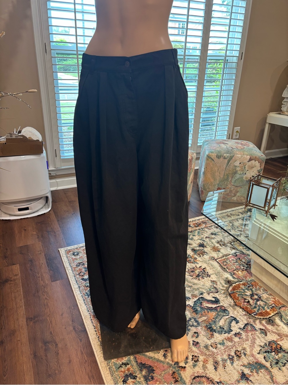 COPY - Wide-Leg Pleated Women’s Pants - Black
